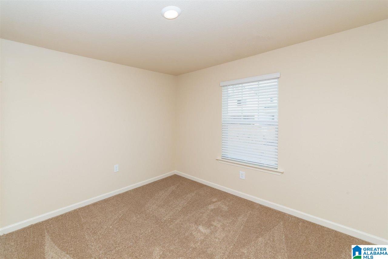 400 Clover Circle Springville, AL 35146 - Photo 7 of 10
