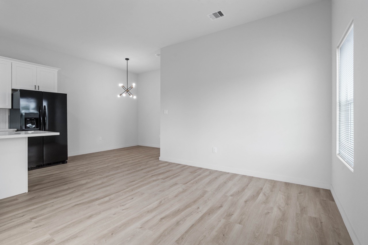 9725 Kerr Street, Unit B Houston, TX 77029 - Photo 8 of 35