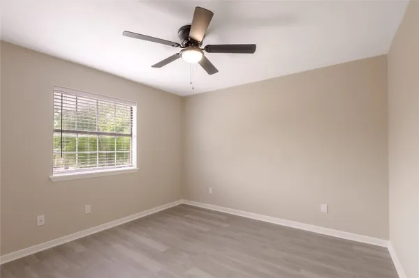 $900 | 600 Palm Street, Unit 13, Huntsville, TX 77340