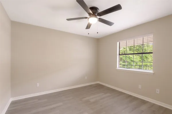 $900 | 600 Palm Street, Unit 13, Huntsville, TX 77340