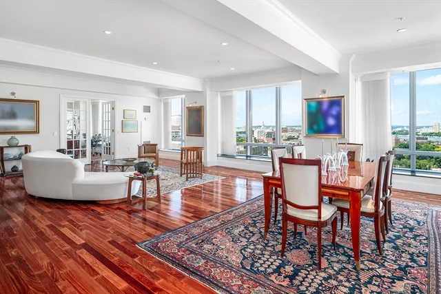 $4,899,000 | 2 Avery Street, Unit 21E, Boston, MA 02111