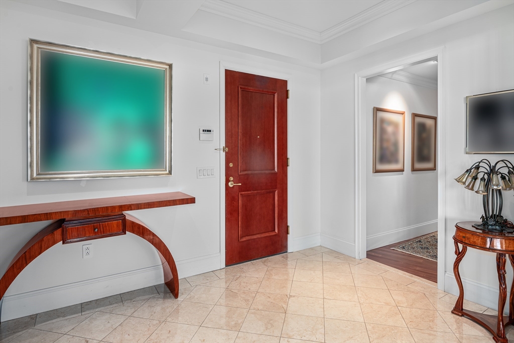 2 Avery Street, Unit 21E Boston, MA 02111 - Photo 13 of 38