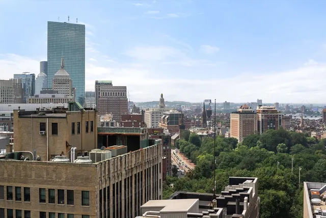 $4,899,000 | 2 Avery Street, Unit 21E, Boston, MA 02111