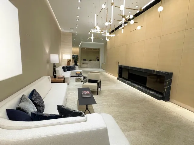 $4,899,000 | 2 Avery Street, Unit 21E, Boston, MA 02111