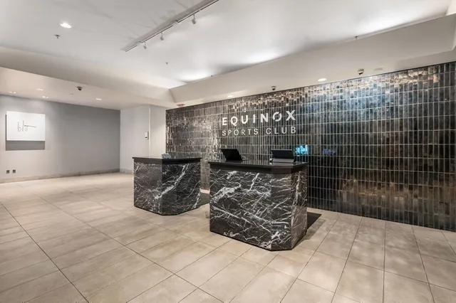 $4,899,000 | 2 Avery Street, Unit 21E, Boston, MA 02111