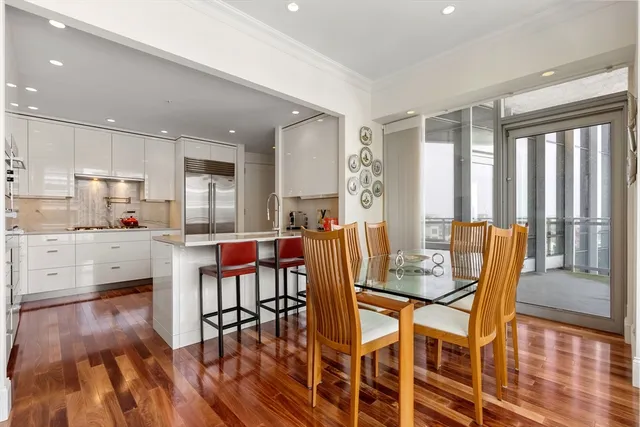 $4,899,000 | 2 Avery Street, Unit 21E, Boston, MA 02111
