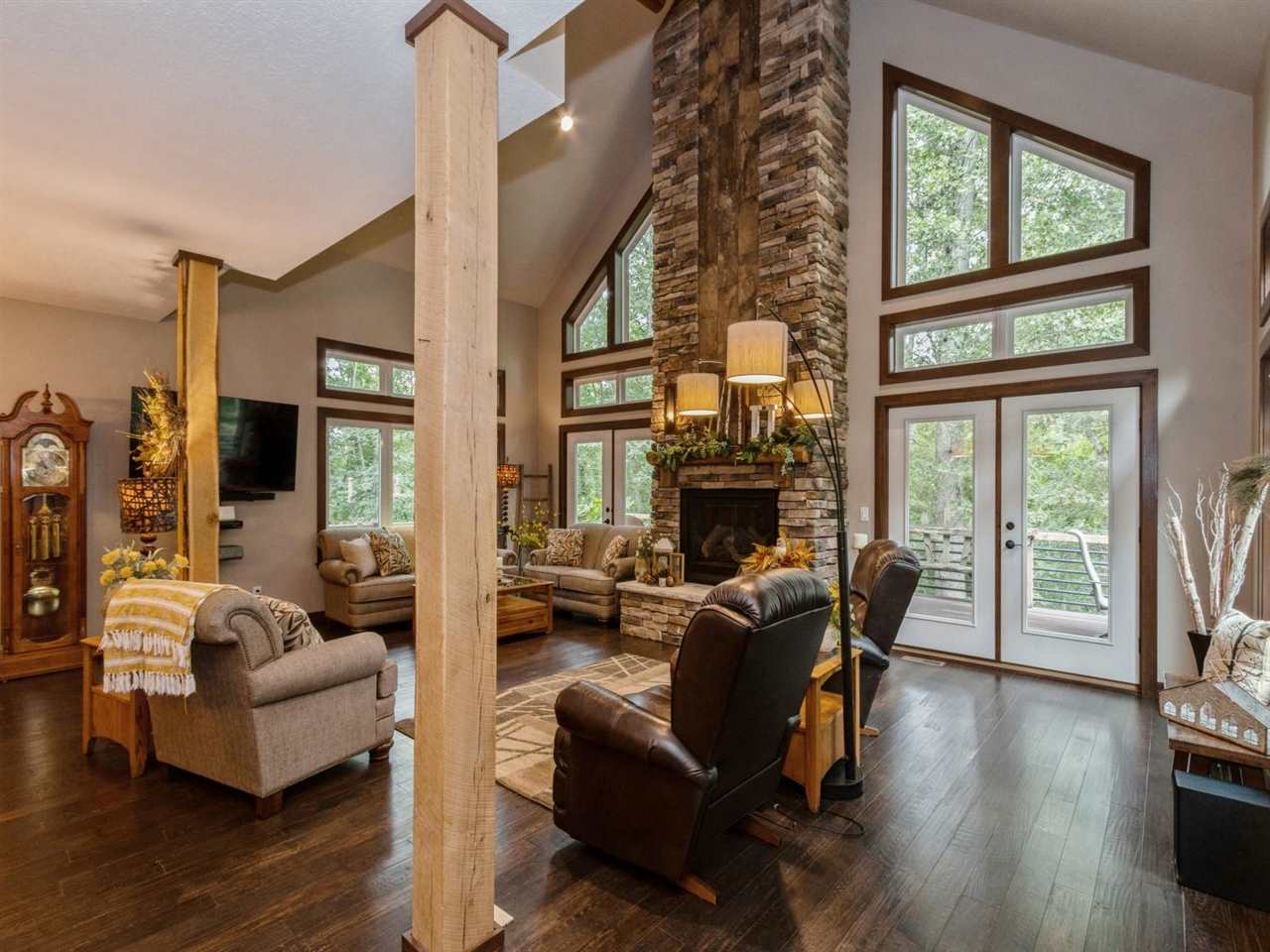 3987 Windwood Road Riverside, IA 52327 - Photo 2 of 56 Gallery Image 2