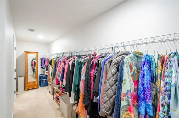 a view of a livingroom with a workspace