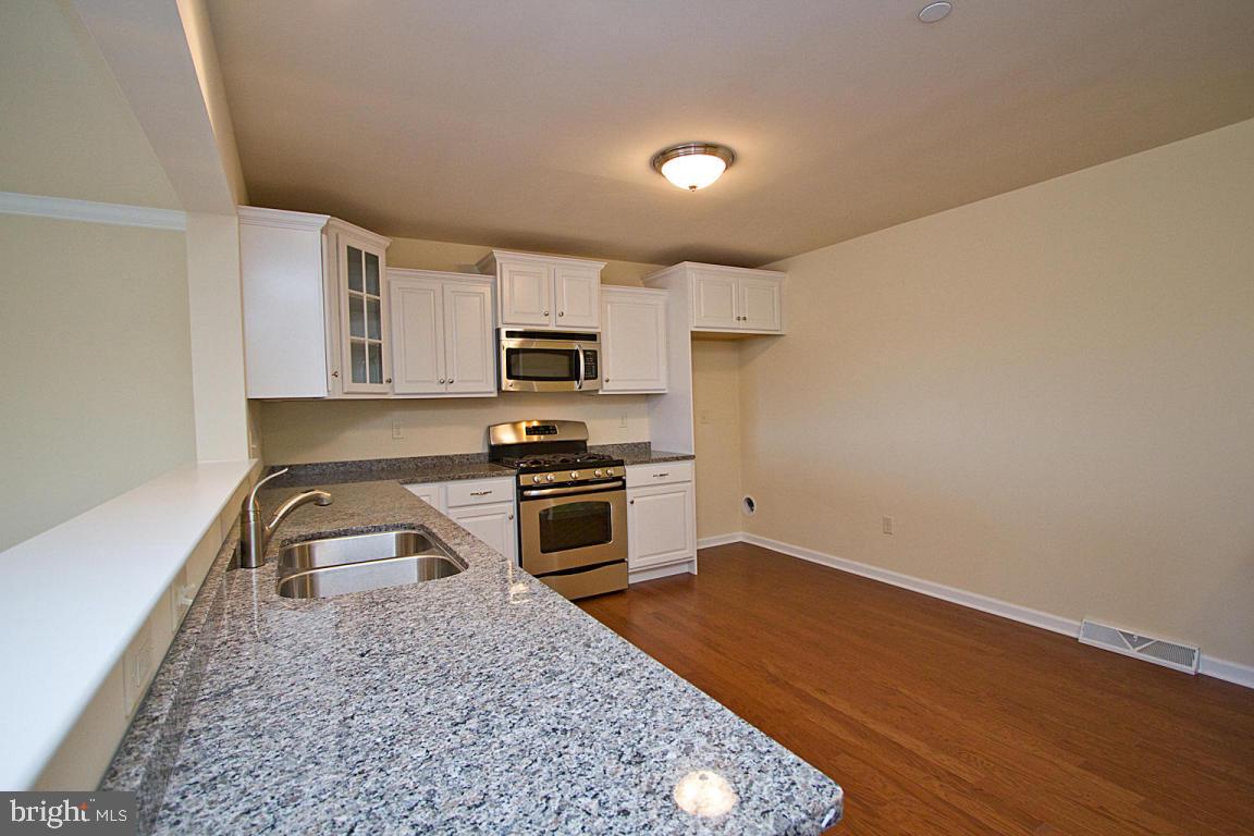 524 White Chapel Road Lancaster, PA 17603 - Photo 7 of 33