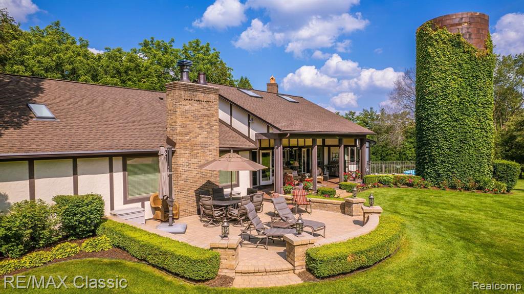 46011 West 9 Mile Road Novi, MI 48374 - Photo 5 of 99