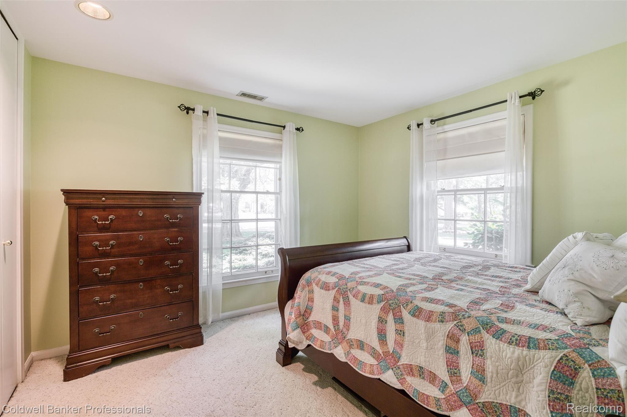 1066 Rock Spring Road Bloomfield Hills, MI 48304 - Photo 21 of 33 592A2723.jpg