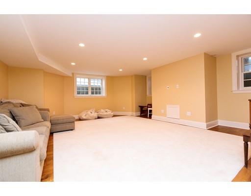 21 Ordway Road Wellesley, MA 02481 - Photo 19 of 24