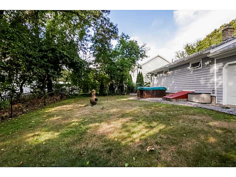 6 Columbia Road Narragansett, RI 02874 - Photo 15 of 17 Yard/Garden.