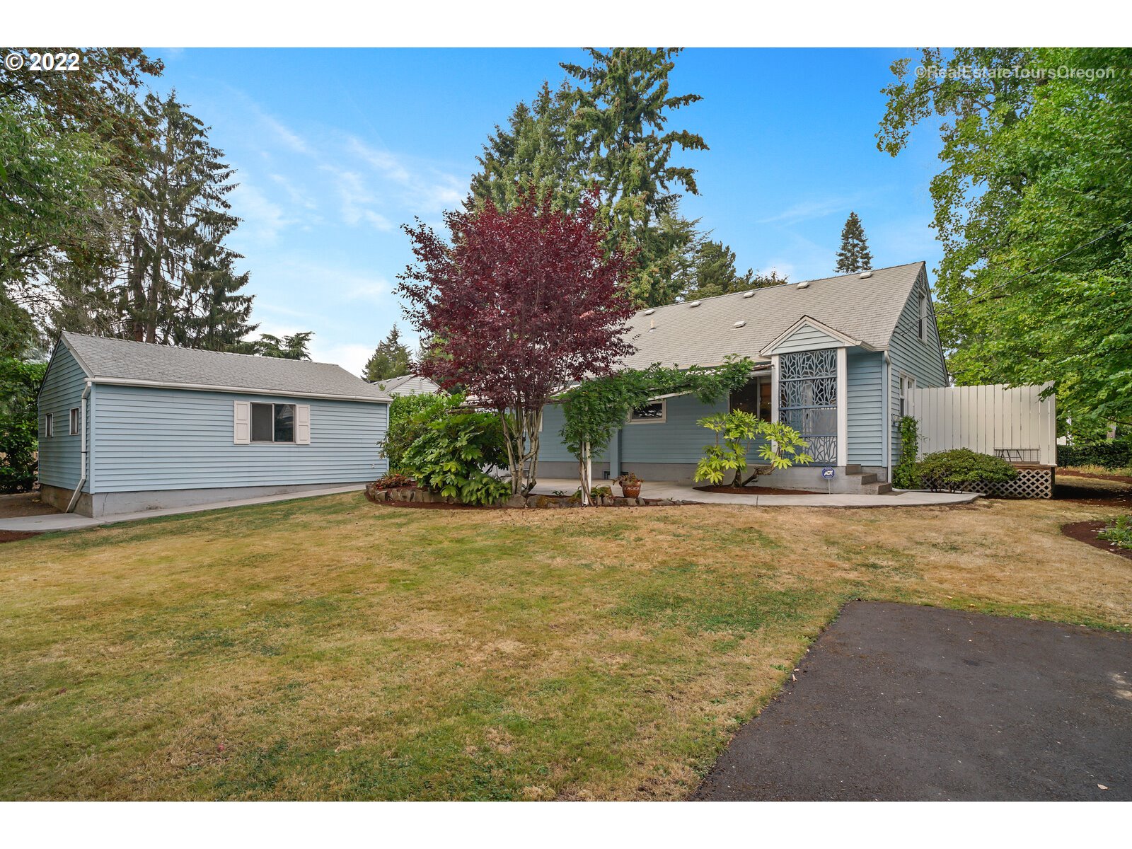 1908 Southeast River Road Hillsboro, OR 97123 - Photo 27 of 28 Gallery Image 27