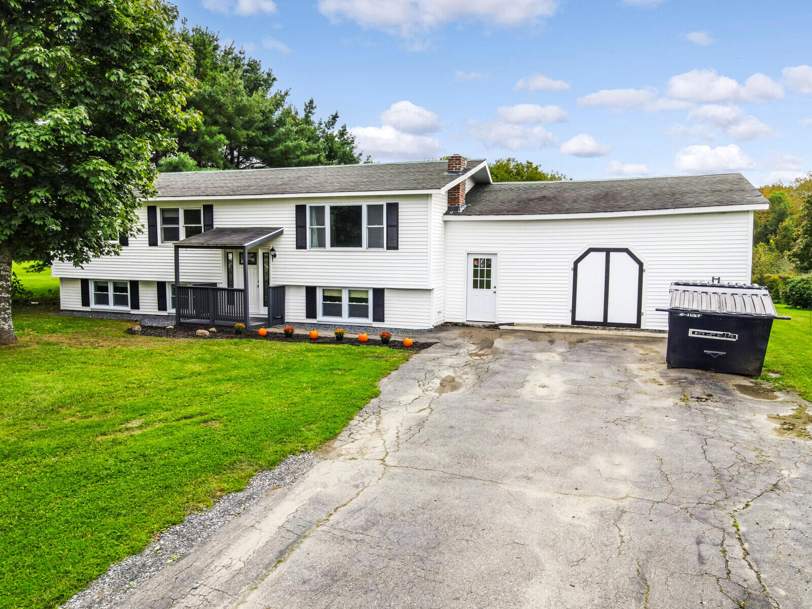 259 Center Road Fairfield, ME 04937 - Photo 1 of 54 2