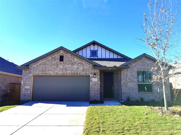 $2,600 | 1829 Arbor Drive, Forney, TX 75126