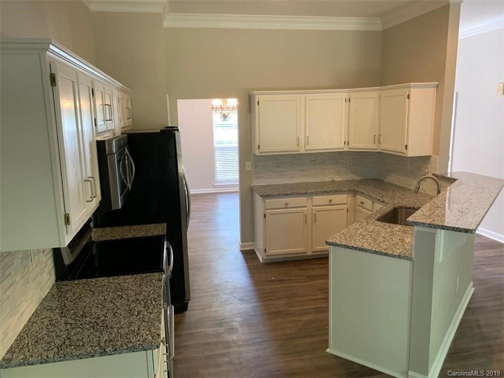 12416 Cardinal Point Road Charlotte, NC 28269 - Photo 8 of 27 Gallery Image 8