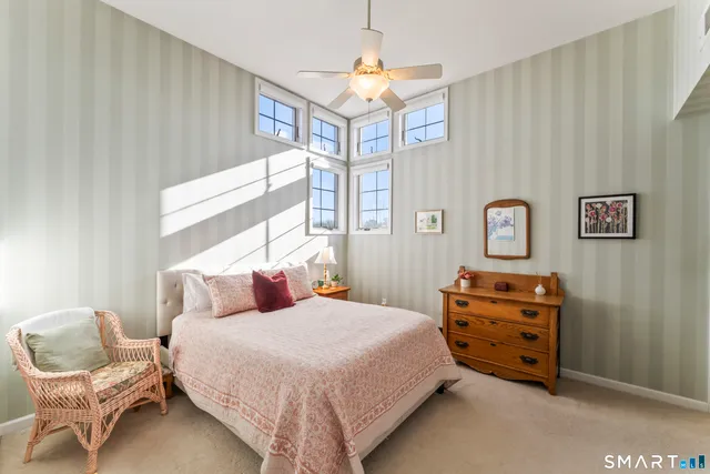 $449,900 | 460 Heritage Road, Unit 302, Southbury, CT 06488