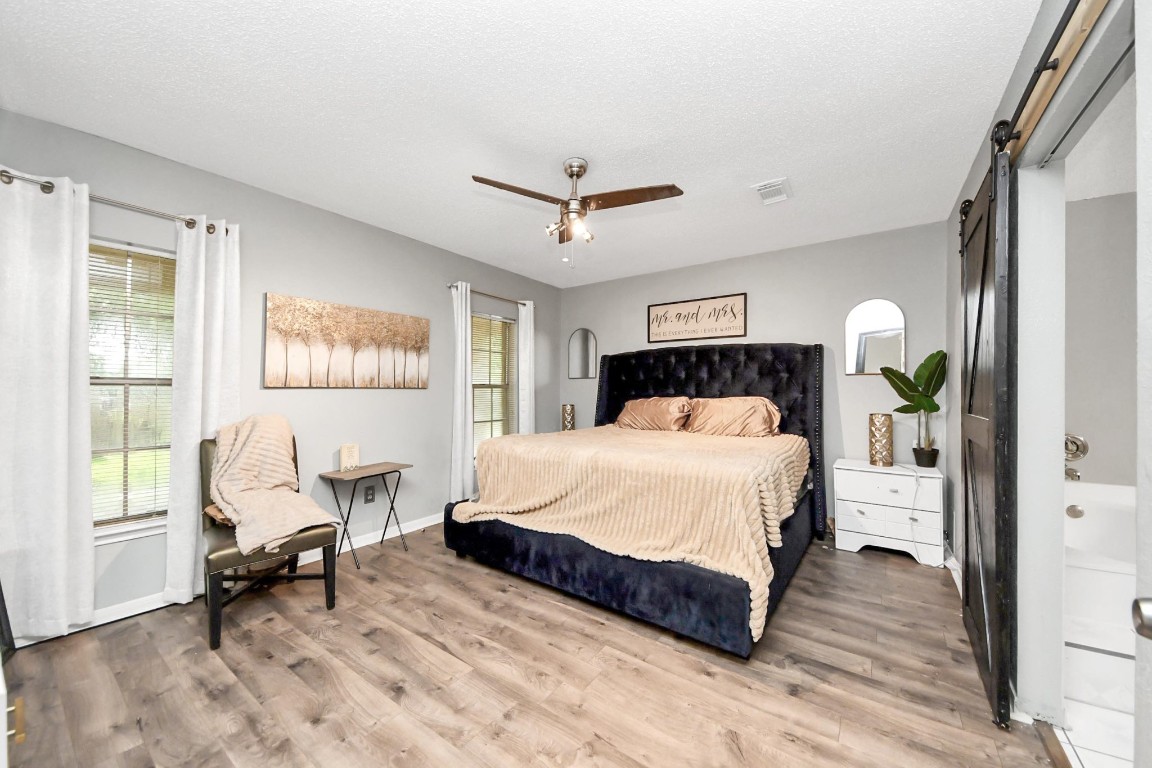 3925 Spring Crest Court Pearland, TX 77584 - Photo 19 of 39