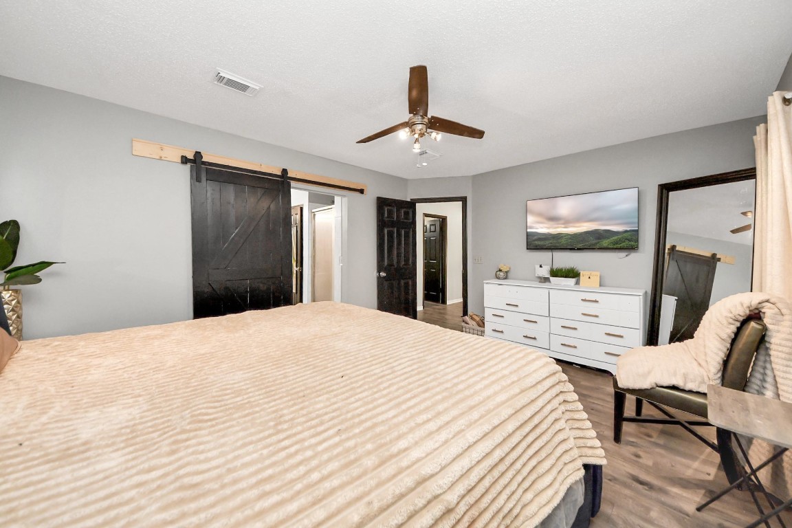 3925 Spring Crest Court Pearland, TX 77584 - Photo 21 of 39