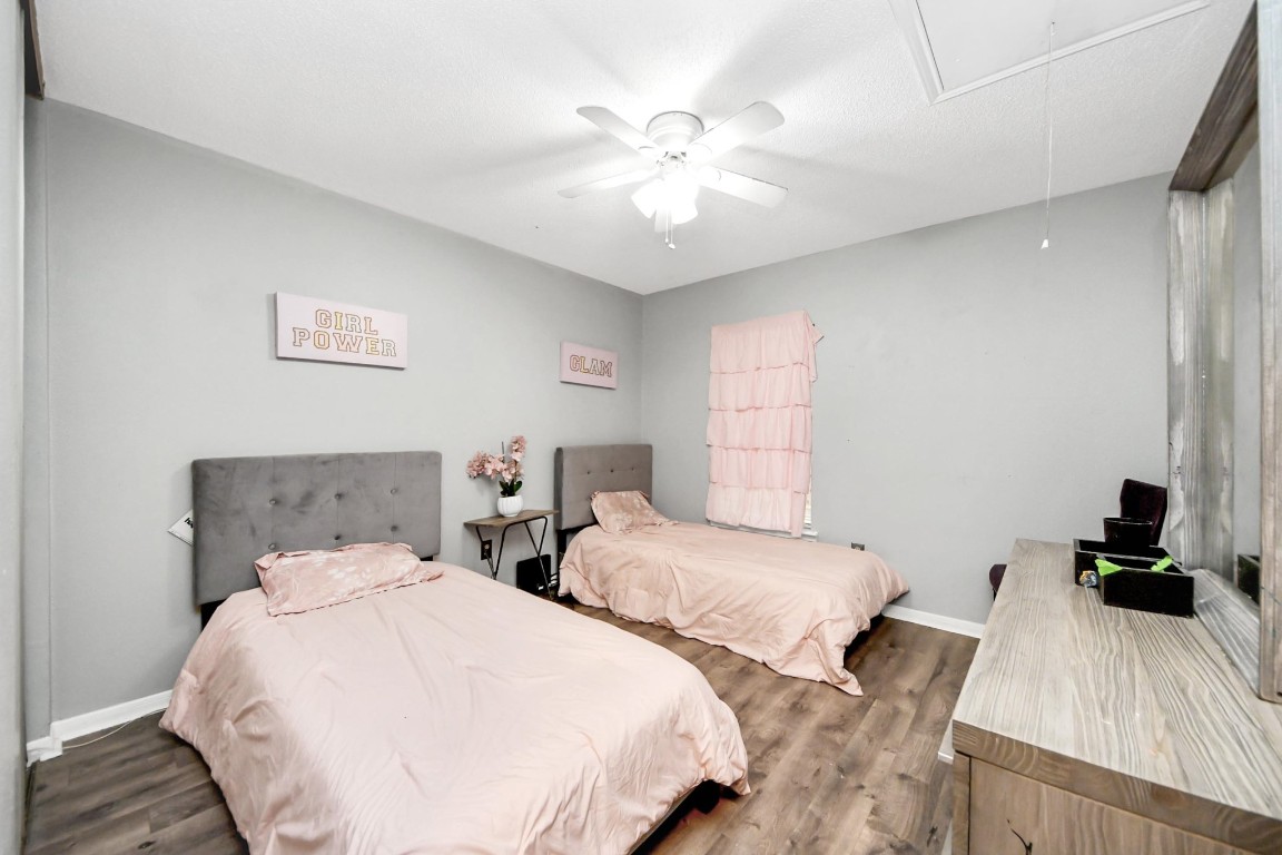 3925 Spring Crest Court Pearland, TX 77584 - Photo 29 of 39