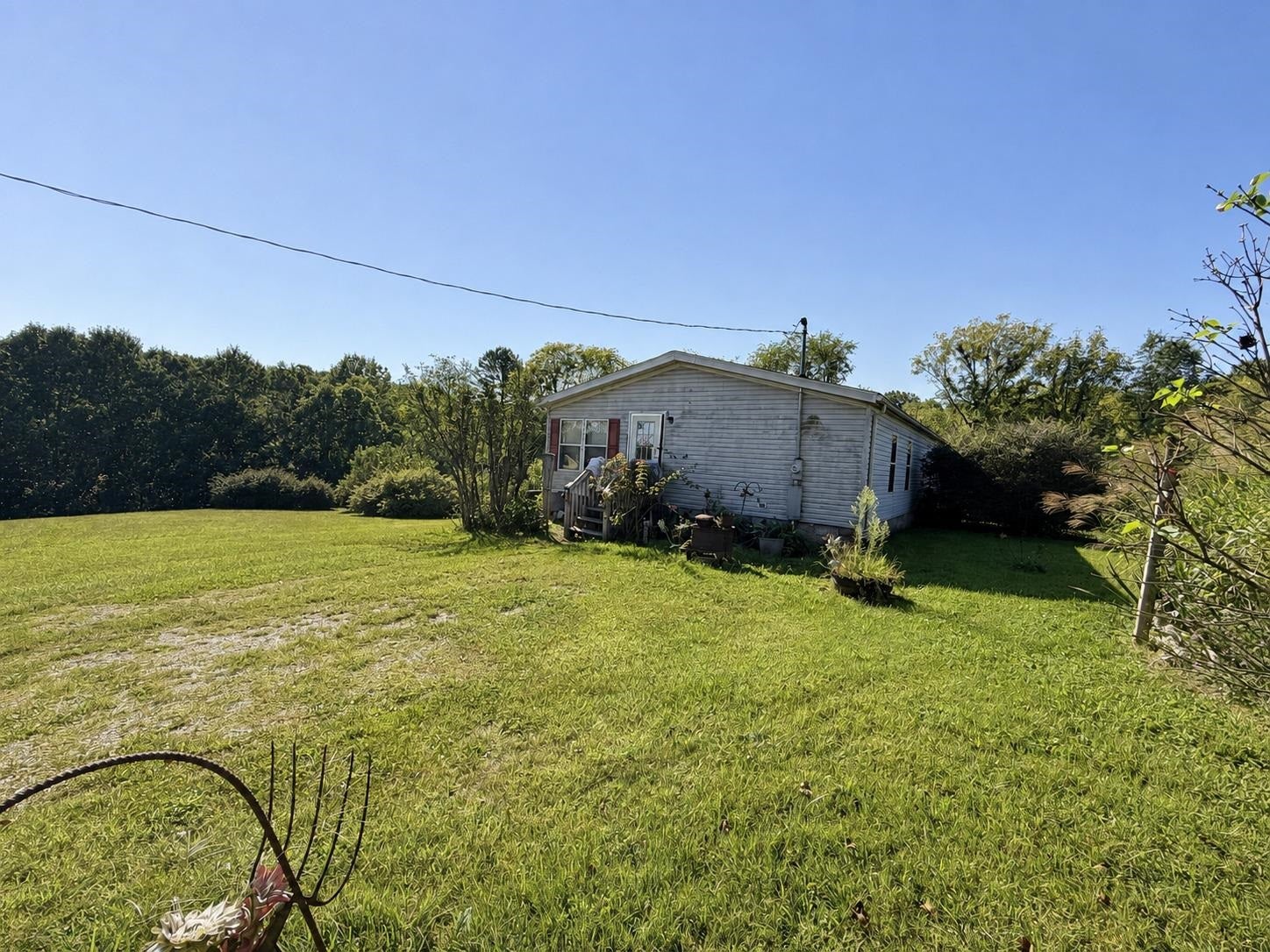 5703 Blue Springs Road Hiwassee, VA 24347 - Photo 16 of 25 Gallery Image 16