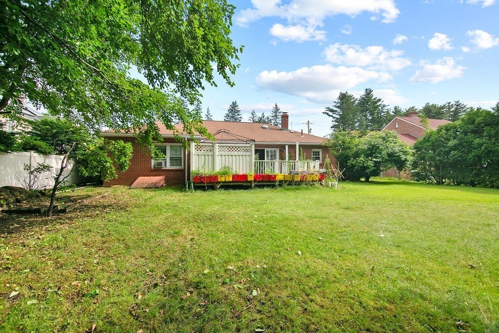 133 Monastery Avenue West Springfield, MA 01089 - Photo 18 of 22 Gallery Image 18