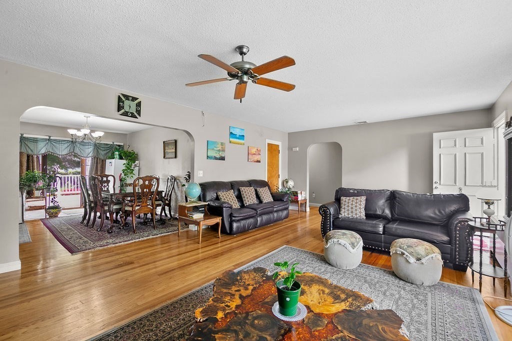 133 Monastery Avenue West Springfield, MA 01089 - Photo 9 of 22 Gallery Image 9
