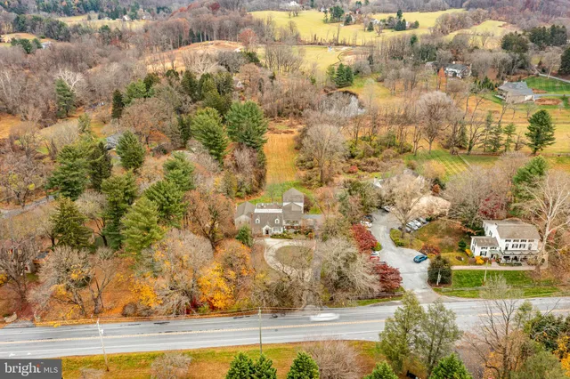 $1,100,000 | 504 Kennett Pike, Chadds Ford, PA 19317