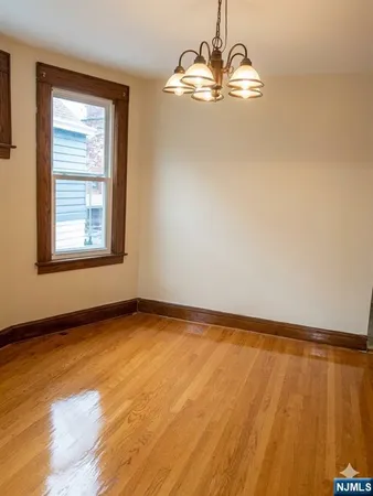 $3,400 | 24 Hackett Place, Unit 2, Rutherford, NJ 07070