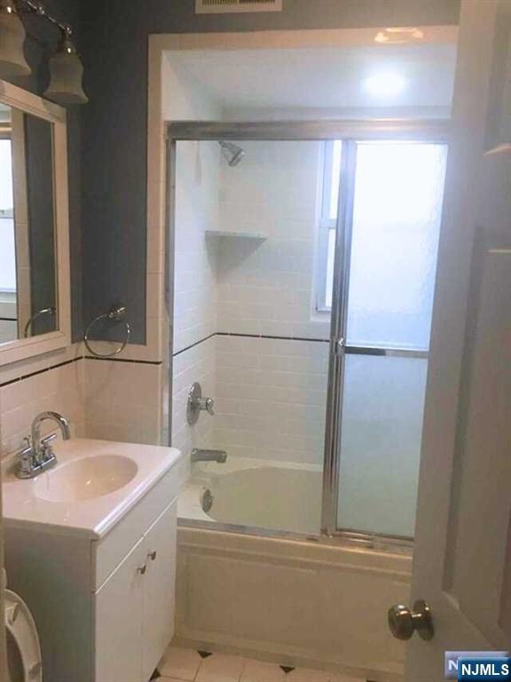 24 Hackett Place, Unit 2 Rutherford, NJ 07070 - Photo 5 of 10