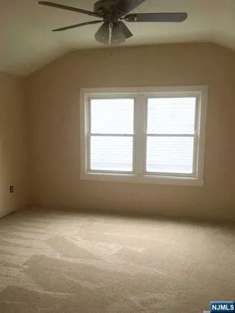 $3,400 | 24 Hackett Place, Unit 2, Rutherford, NJ 07070
