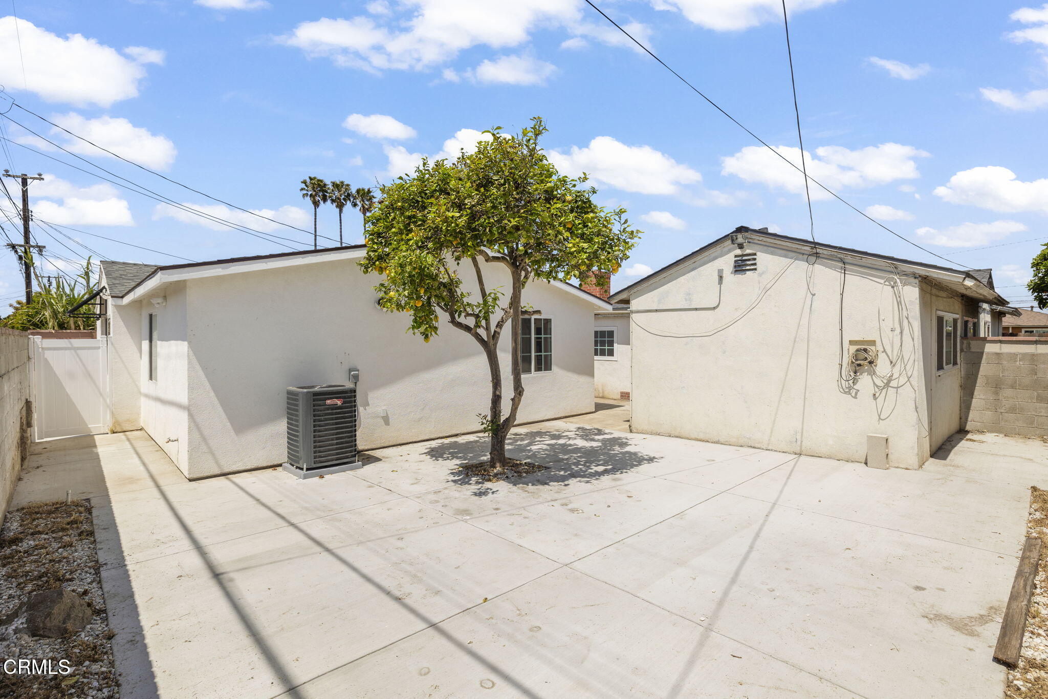 1306 West Hemlock Street Oxnard, CA 93033 - Photo 21 of 21 51-web-or-mls-UpmarketMedia-1306WHem-163