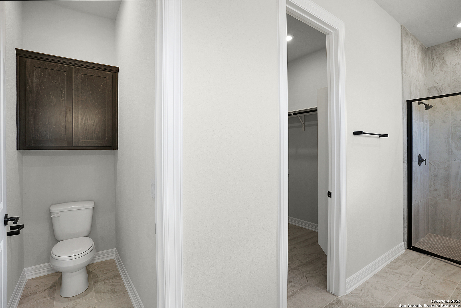 972 Nolte Bend Seguin, TX 78155 - Photo 42 of 65 a bathroom with a toilet