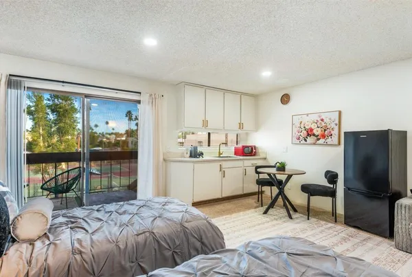 $289,000 | 5300 East Waverly Drive, Unit M4115, Palm Springs, CA 92264