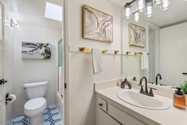 $289,000 | 5300 East Waverly Drive, Unit M4115, Palm Springs, CA 92264