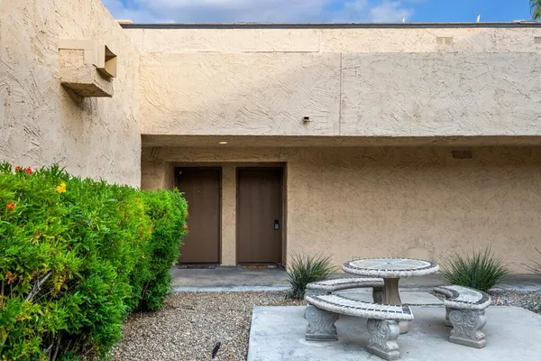 $289,000 | 5300 East Waverly Drive, Unit M4115, Palm Springs, CA 92264