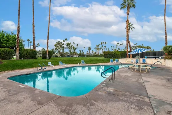 $289,000 | 5300 East Waverly Drive, Unit M4115, Palm Springs, CA 92264