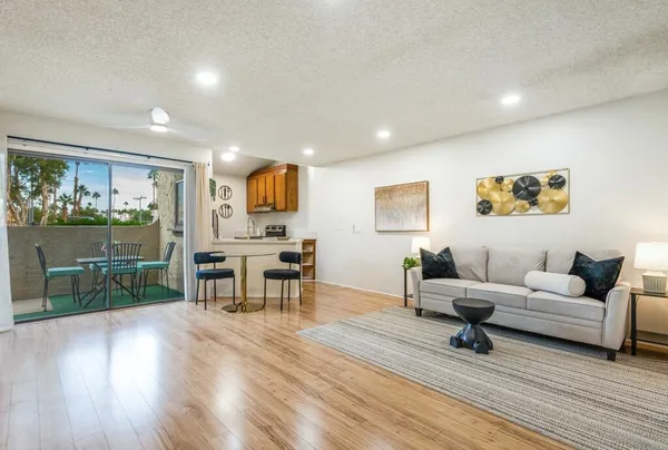 $289,000 | 5300 East Waverly Drive, Unit M4115, Palm Springs, CA 92264