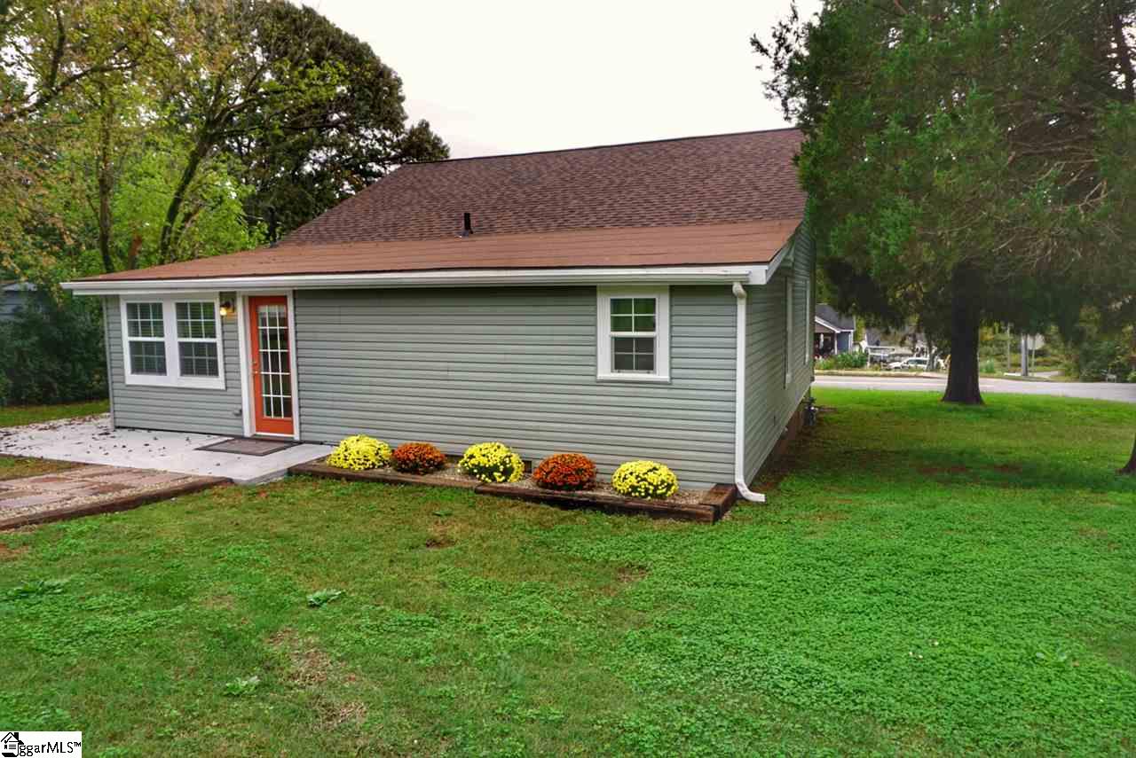 2490 Racing Road Greer, SC 29651 - Photo 23 of 25 Gallery Image 23