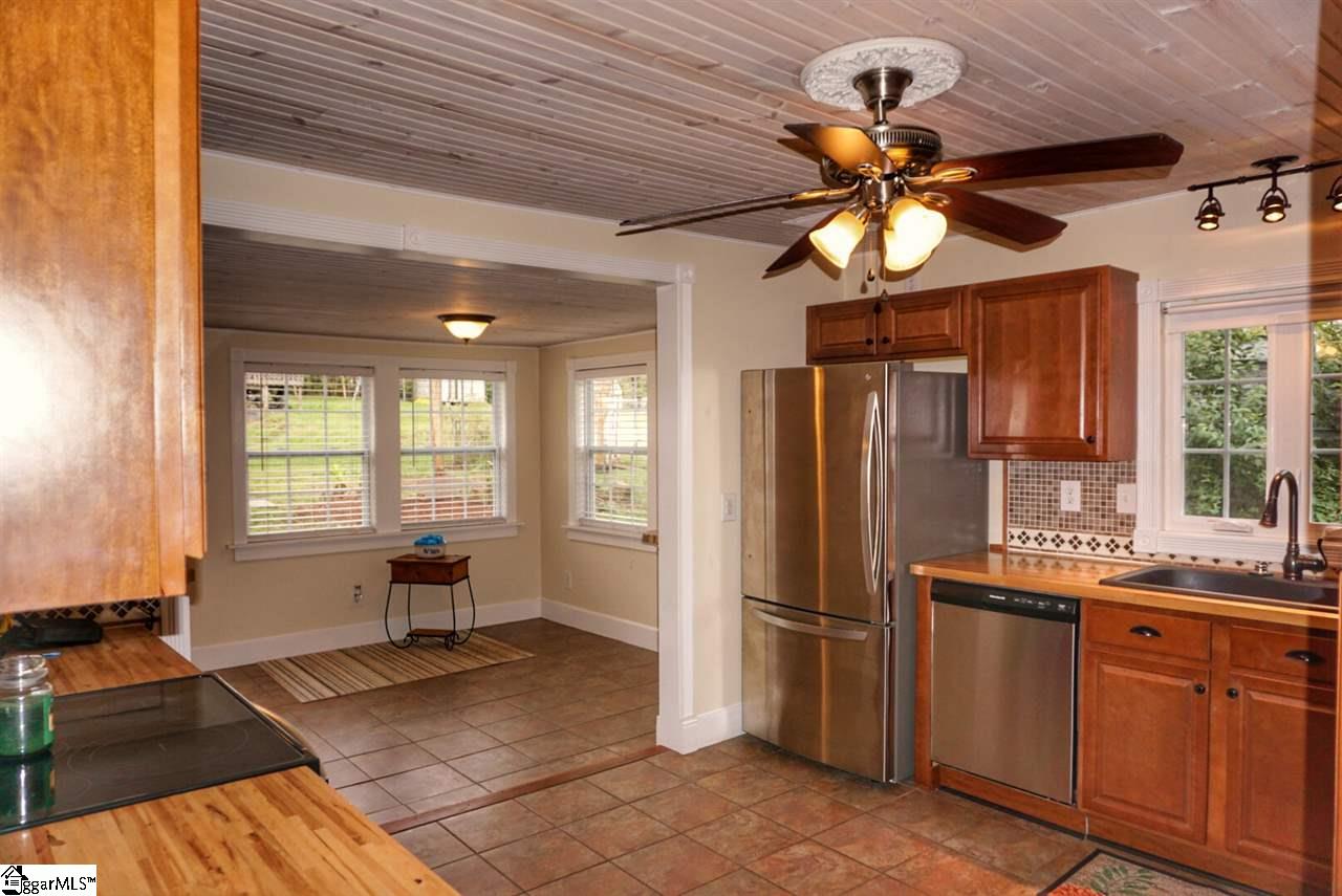 2490 Racing Road Greer, SC 29651 - Photo 9 of 25 Gallery Image 9