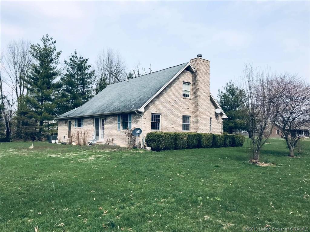 12 South Moon Road Scottsburg, IN 47170 - Photo 3 of 24 Gallery Image 3