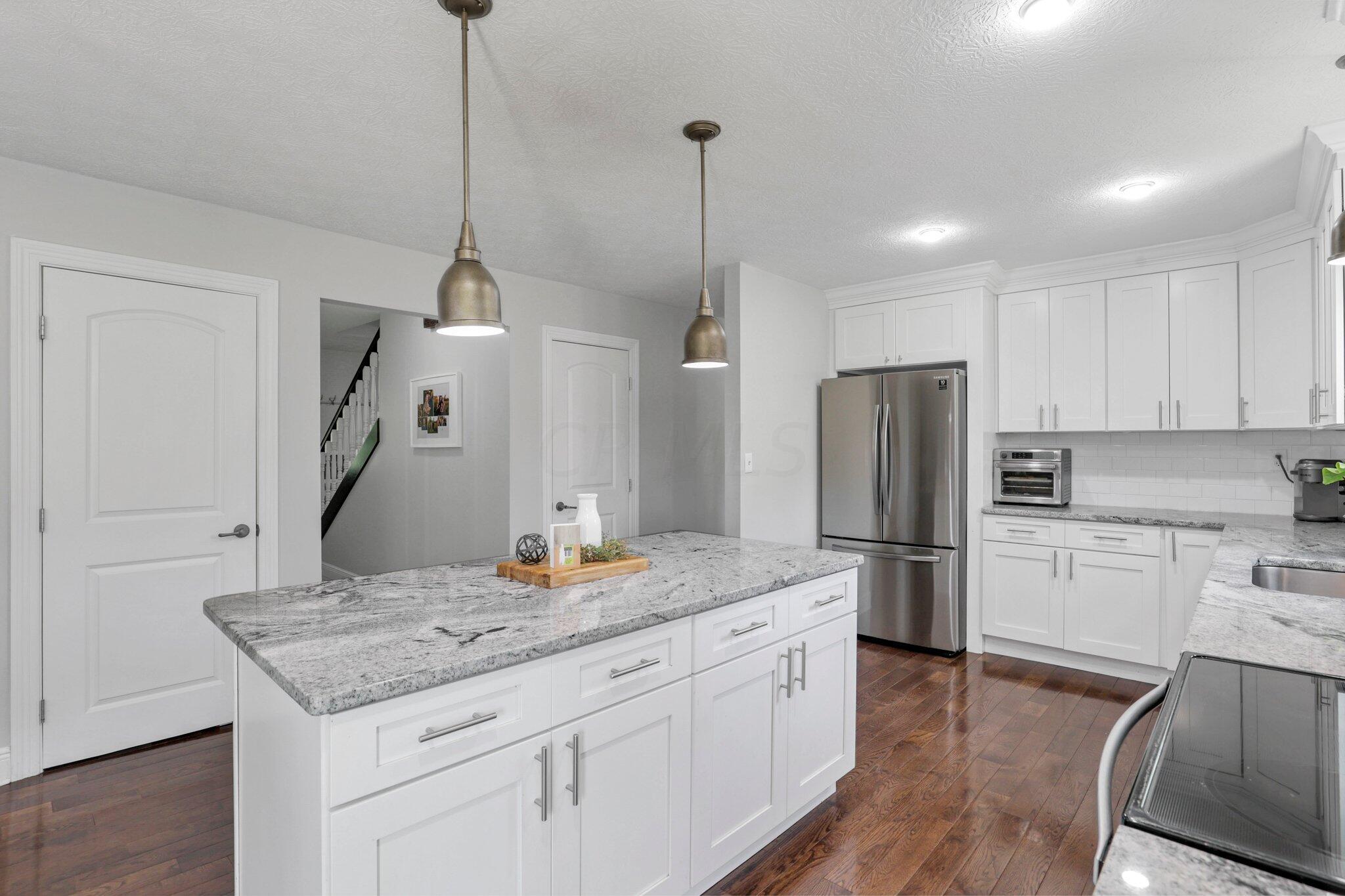 5615 Stemen Road Pickerington, OH 43147 - Photo 17 of 53 Kitchen