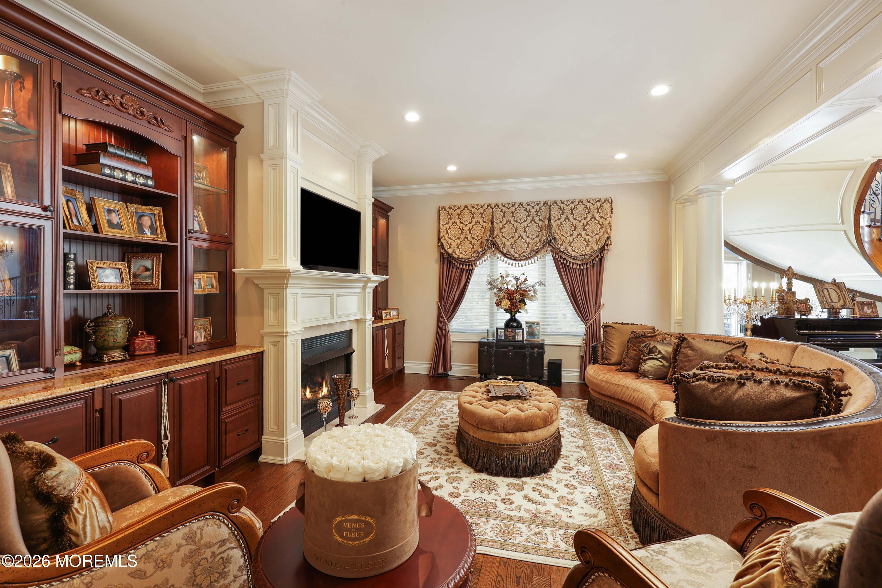 19 Embry Farm Road Marlboro, NJ 07746 - Photo 18 of 104 758A5486