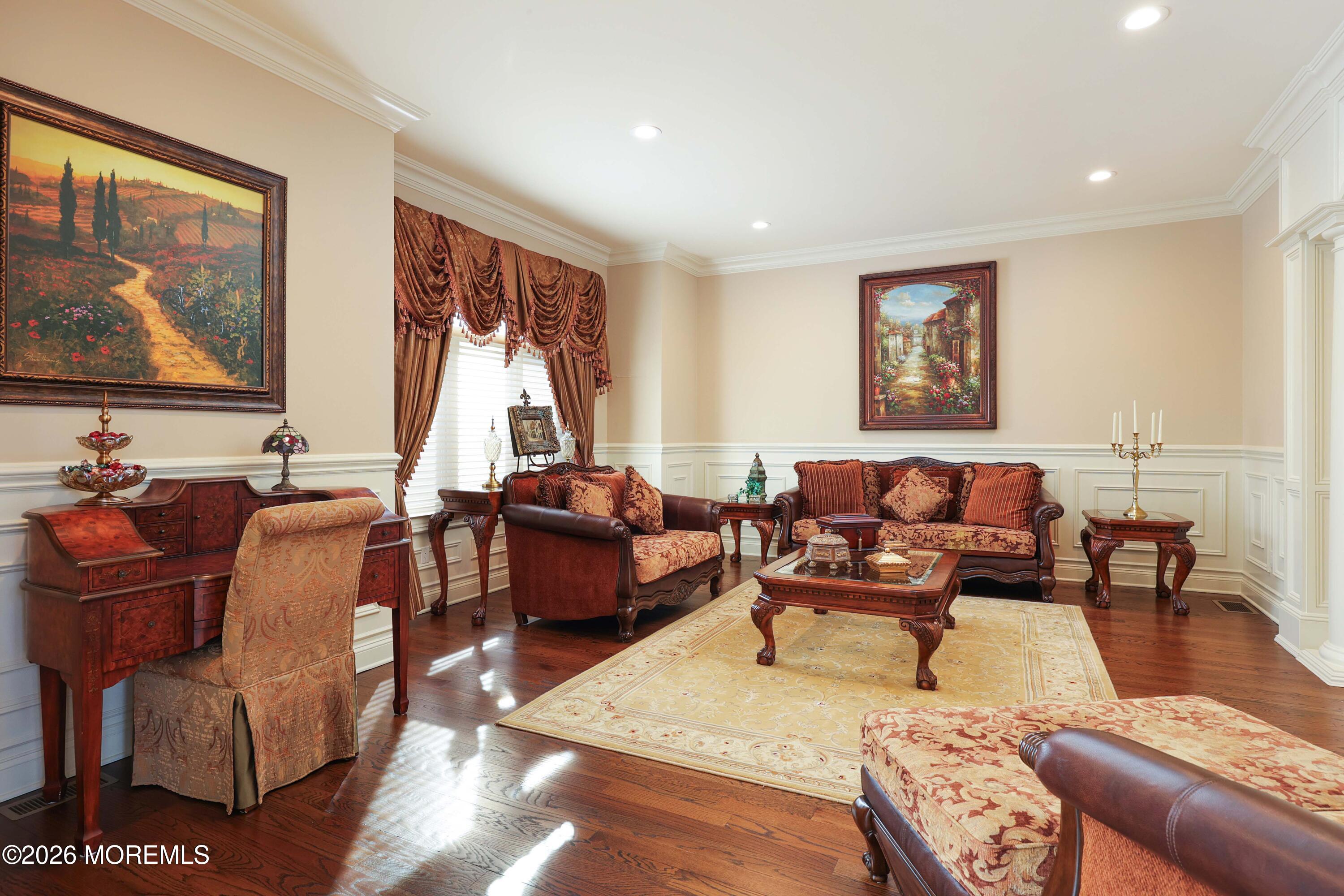 19 Embry Farm Road Marlboro, NJ 07746 - Photo 20 of 104 758A5477