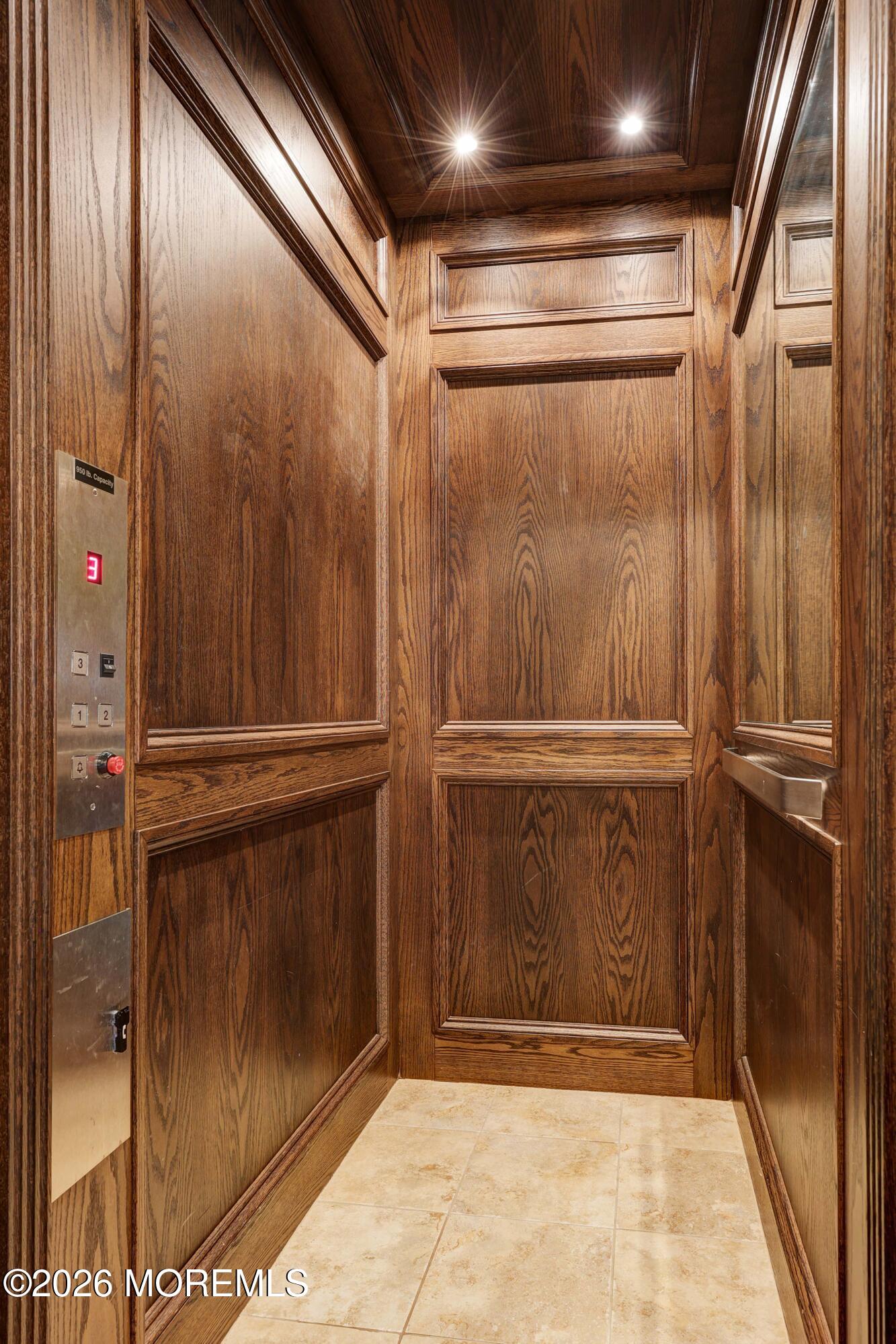 19 Embry Farm Road Marlboro, NJ 07746 - Photo 39 of 104 758A6015