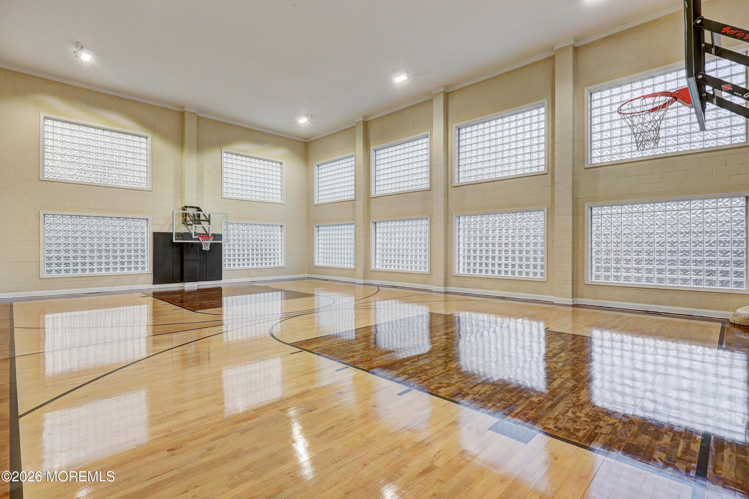 19 Embry Farm Road Marlboro, NJ 07746 - Photo 46 of 104 758A6122