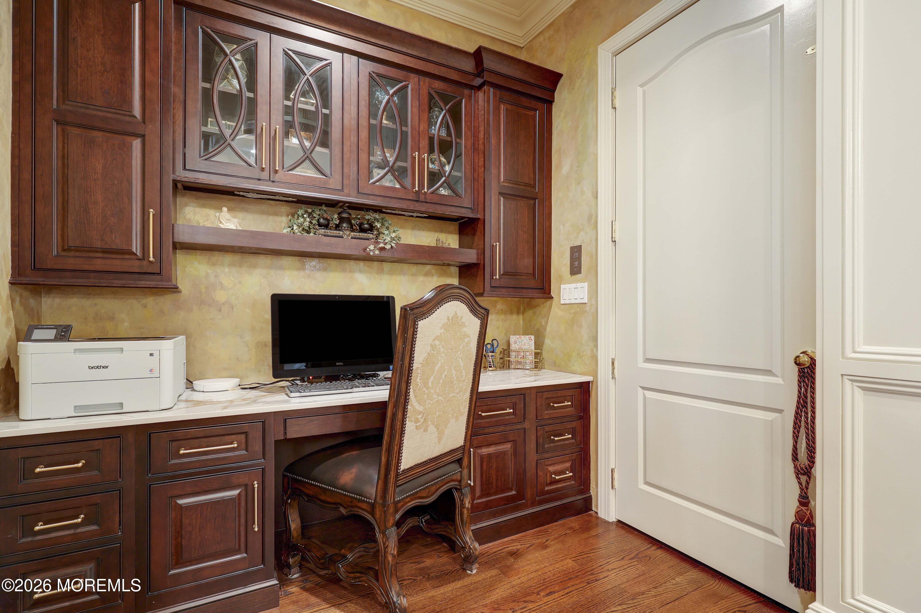 19 Embry Farm Road Marlboro, NJ 07746 - Photo 58 of 104 758A6010