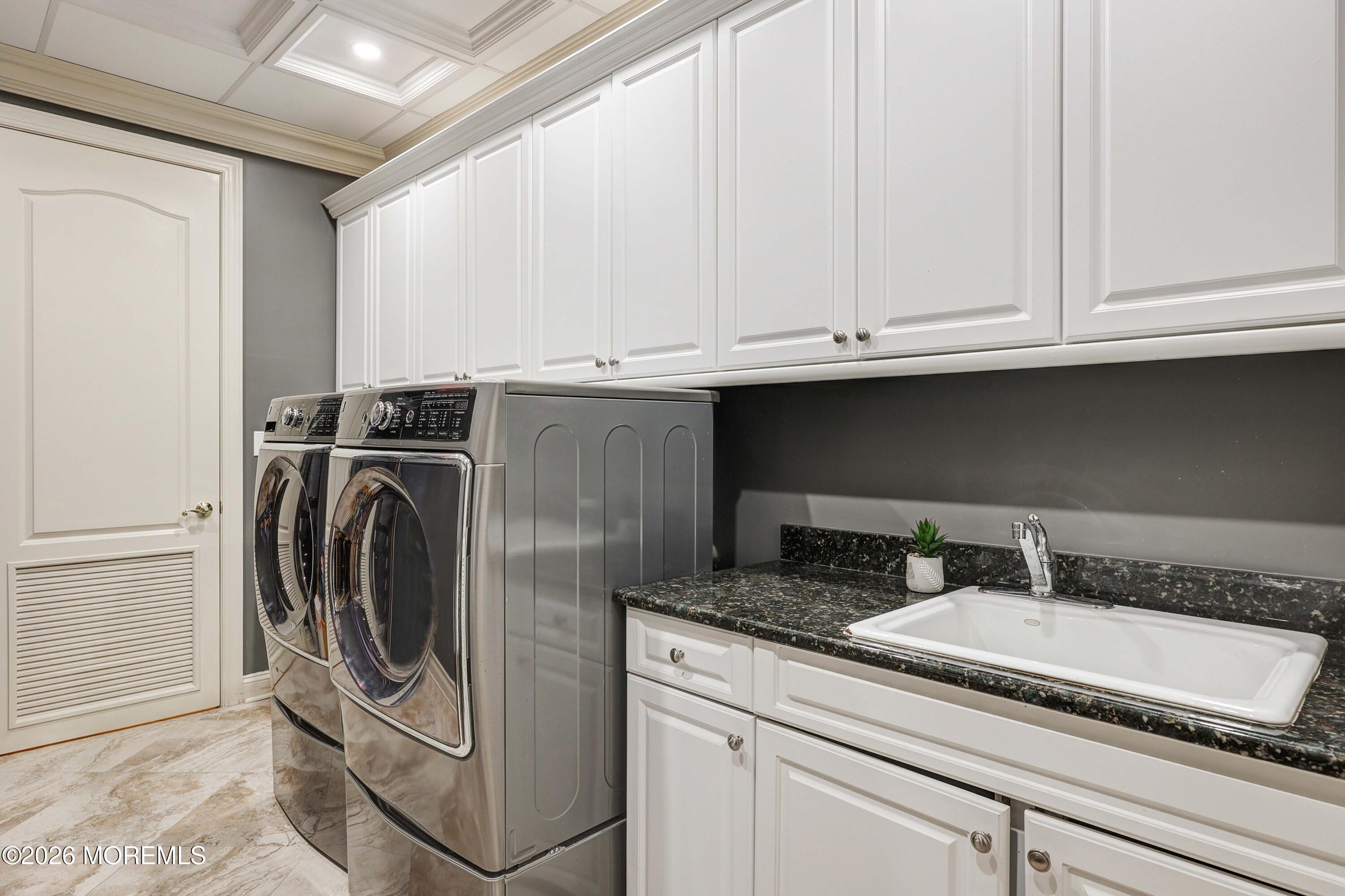 19 Embry Farm Road Marlboro, NJ 07746 - Photo 89 of 104 758A6238