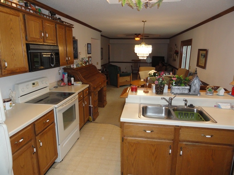 6354 County Road 34 Butler, IN 46721 - Photo 4 of 15